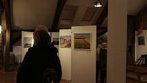 V neděli naposledy mohli návštěvníci vidět výstavu Petra Pěnkavy s názvem Ohlédnutí.