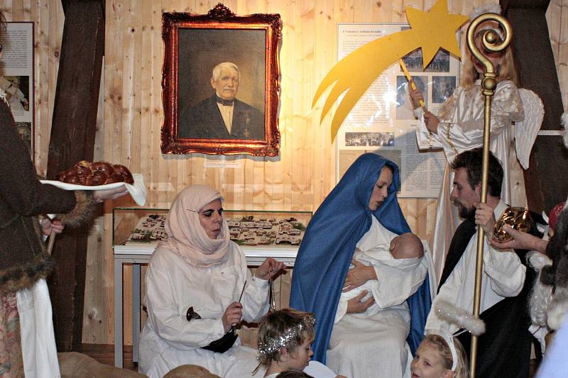 Advent v muzeu začal výstavou betlémů.