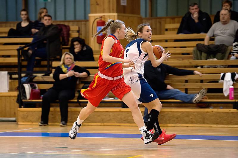 Basketbal: Kralupy - Sparta.