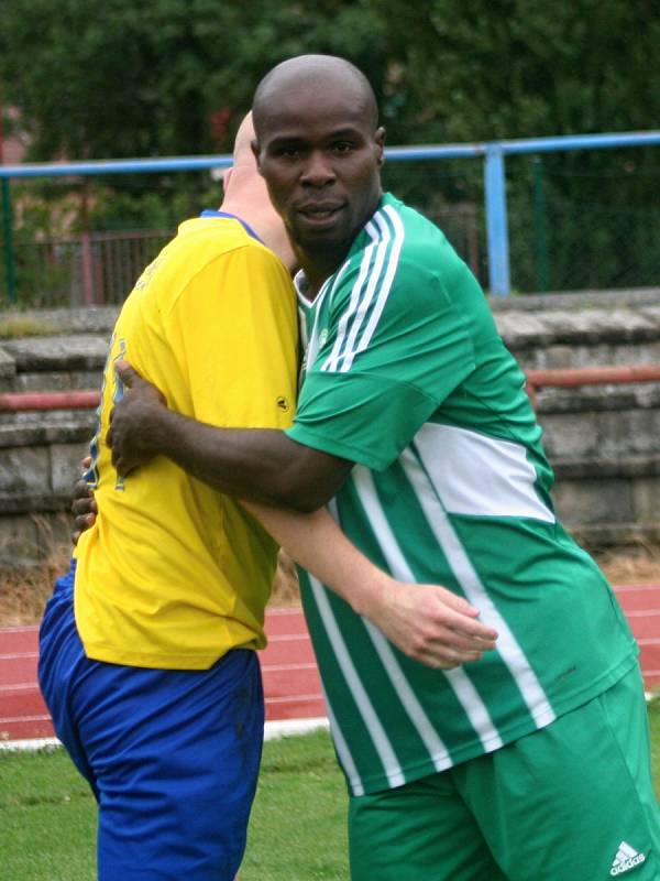 Fotbalisté Neratovic slaví druhou výhru v sezoně, přehráli Meteor Praha.