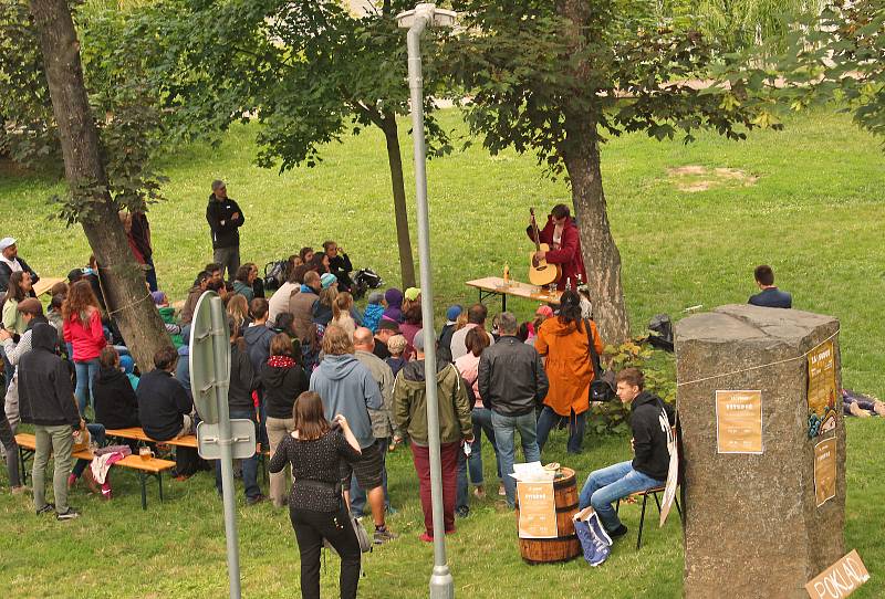 Svůj osmnáctý ročník festivalu (nejen) amatérského divadla „Za vodou“ přichystali kralupští divadelníci na sobotu 23. června.