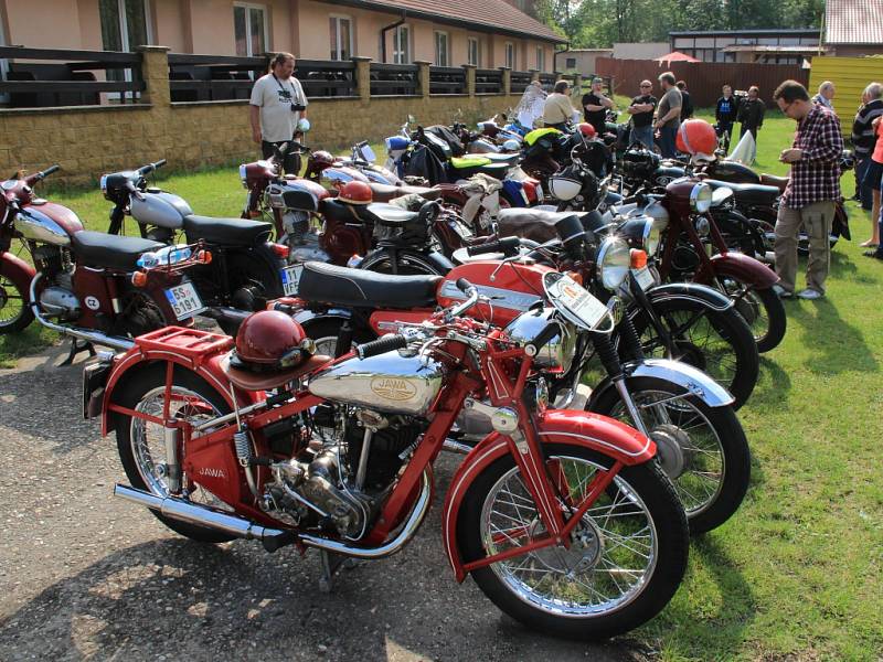 Veteran Rallye Mělník - Štětí.