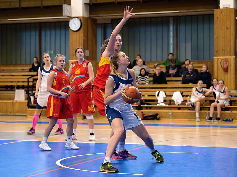 Basketbal: Kralupy - Sparta.