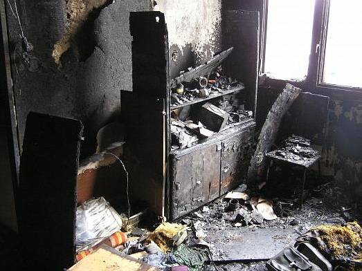 Při požáru bytu v Kralupech nad Vltavou zemřel jeho majitel.