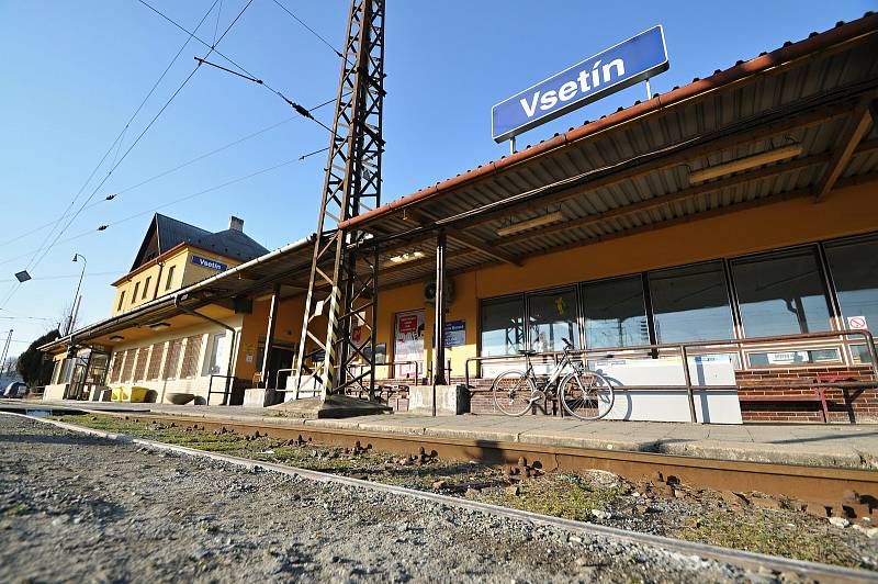 Vlakové nádraží ve Vsetíně; březen 2021