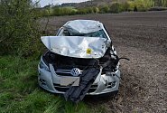 Při dopravní nehodě u Kelče se v pondělí 24. dubna 2017 lehce zranily tři mladé dívky.