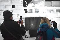 Výstava ledových soch na Pustevnách láká od prvního dne; sobota 13. ledna 2024