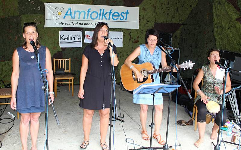 Třiadvacátý ročník Malého festivalu na konci světa s názvem Amfolkfest se uskutečnil v sobotu 28. července v osadě Pulčín. Ze Vsetína přijelo dámské kvarteto Spolek vdolek.