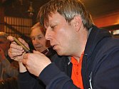 Patnáctého ročníku mistrovství Valašska v pomalém kouření dýmky se v sobotu 18. března 2017 ve Valašském Meziříčí zúčastnilo 55 dýmkařů.