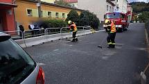 Záchranáři zasahovali v neděli 2. října odpoledne u nehody osobního vozu ve vsetínské Dělnické ulici.