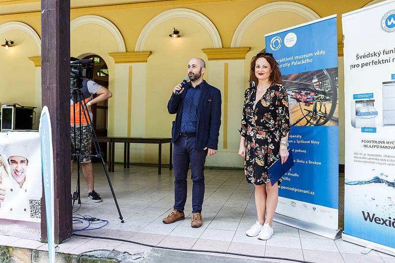 Garden Food Festival 2019 v rožnovském parku.