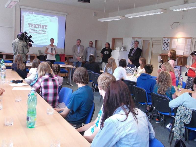 Budoucí spisovatelé se v Základní škole Trávníky ve Vsetíně setkali s profesionály.