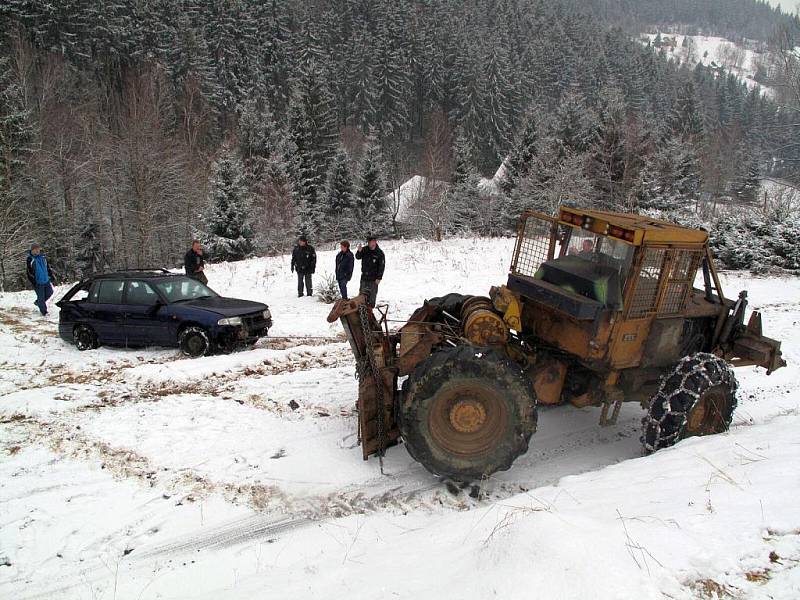 V části Kněhyně došlo k havárii osobního auta