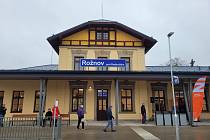 Vlakové nádraží v Rožnově prošlo rekonstrukcí za 230 milionů