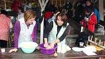 V kulturním areálu v Liptálu se konal v sobotu 23. září Gastro folklorní festival. Dopoledne patřilo soutěži ve vaření a pojídání brynzových halušek.