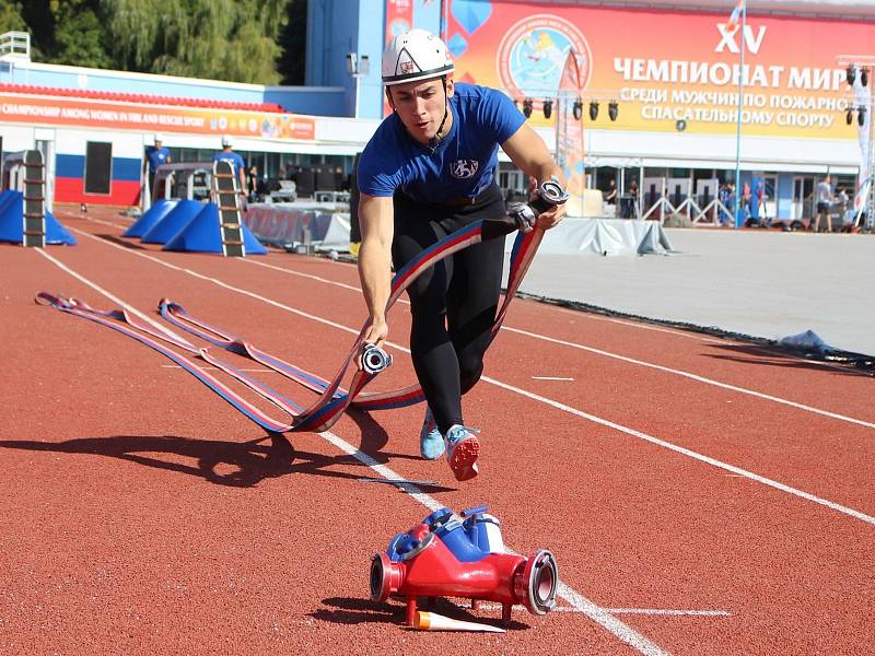 Jednadvacetiletý rodák z Oznice na Valašsku Daniel Klvaňa drží český i světový rekord.