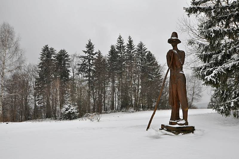 Zimní počasí na Soláni na Horním Vsacku v úterý 13. dubna 2021.