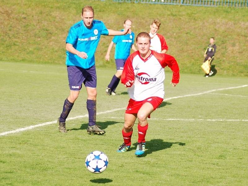 V utkání KP Vigantice (modré dresy) – Chropyně vyhráli domácí jasně 5:0.