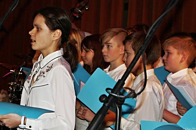 Novoroční koncert kapely Dareband  ve vsetínském Domě kultury