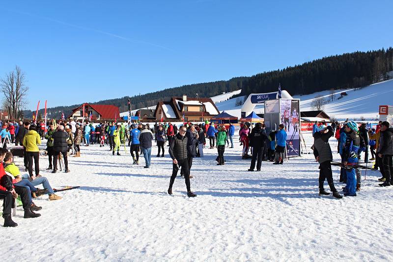 Karlovská 50, která se jela jako jeden ze závodů největšího seriálu zimních běhů na lyžích SkiTour 2019 se vydařila. Na tratě dlouhé 10, 25 a 50 km se v sobotu 16. února vydalo šest stovek závodníků.