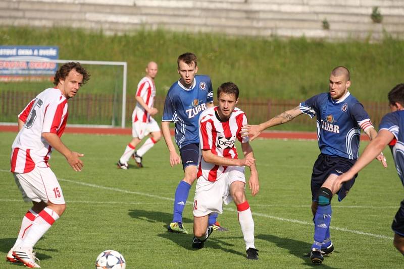 Fotbalisté Valašského Meziříčí doma porazili Přerov 4:2. 