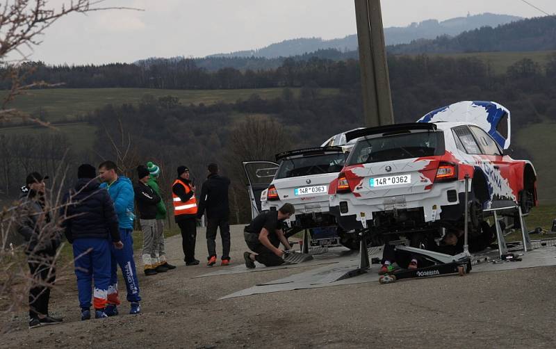 Jan Jelínek testoval vůz před valašskou rally v blízkosti Vizovic