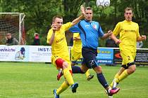 V utkání 1. A třídy Podlesí (modré dresy) doma porazilo Nedašov 4:1.