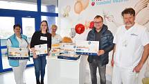 Novorozenecké oddělení Nemocnice AGEL Valašské Meziříčí získalo od Nadace Křižovatka osm monitorů dechu pro své novorozenecké oddělení.