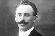 Skladatel, pedagog a sběratel lidových písní Jan Nepomuk Polášek.
