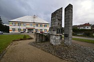 Prostřední Bečva - památník obětí II. světové války