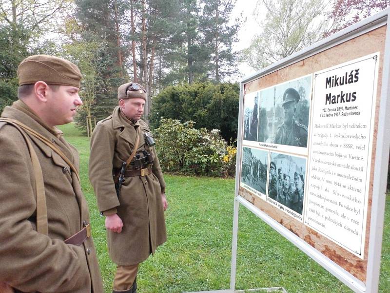 Sobota 2. května patřila ve Vsetíně v Panské zahradě programu nazvanému Osvoboďme Vsetín. 