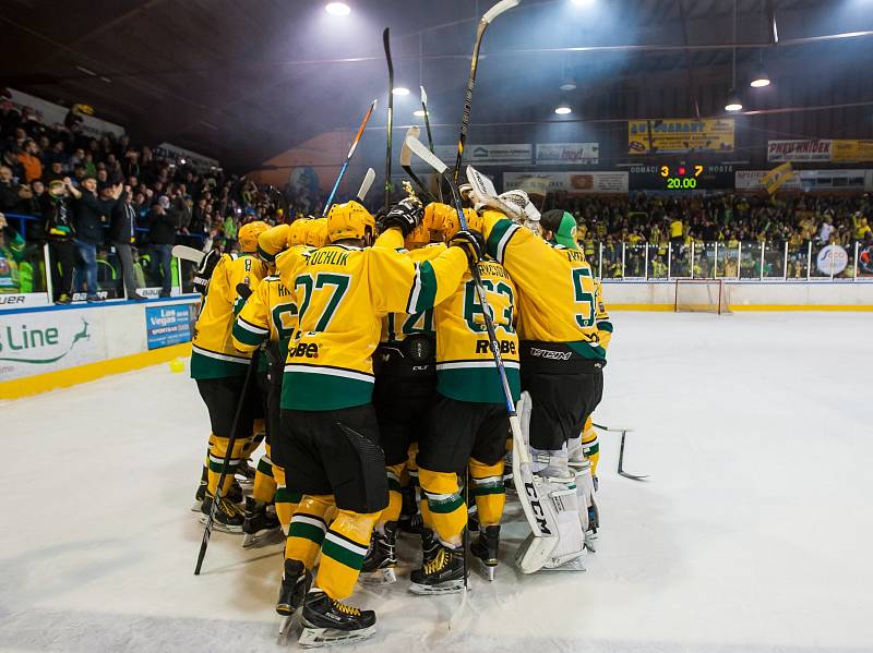 Šesté kolo kvalifikace o WSM ligu, zápas mezi týmy HC Vlci Jablonec nad Nisou a VHK ROBE Vsetín, se odehrálo 13. dubna na zimním stadionu v Jablonci nad Nisou.