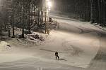 Noční lyžování na Razule.