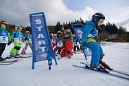 Dětské lyžařské závody na Razule.