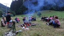 Skautské letní tábory pořádané vsetínským střediskem Junák - český skaut se hygienických kontrol neobávají.