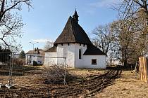 Ve Valašském Meziříčí začala druhá fáze obnovy kostela svaté Trojice.