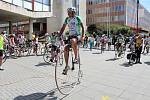 Charitativní cyklotour Na kole dětem projel Vsetínem.