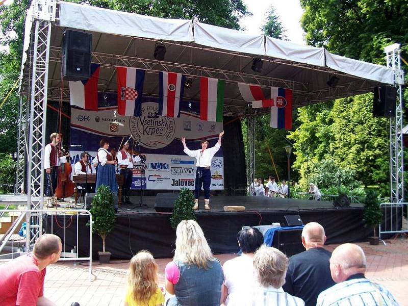 Folklorní festival Vsetínský krpec v Panské zahradě