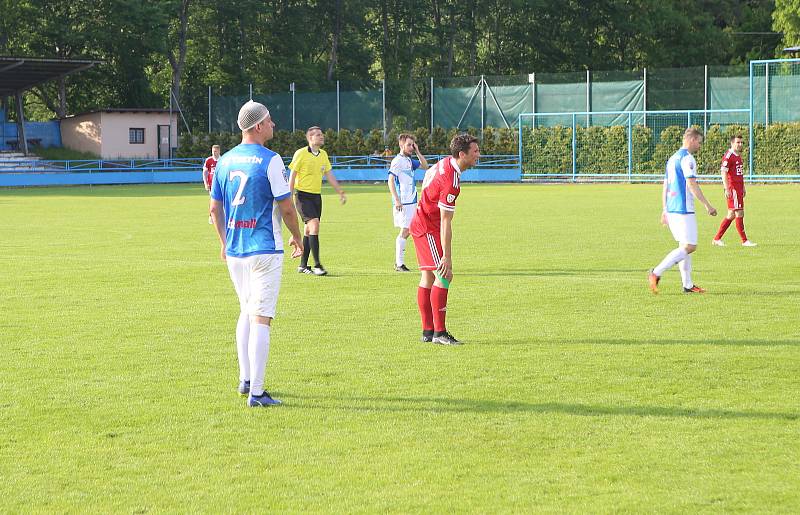 Fotbalisté Vsetína v derby porazili Valašské Meziříčí 2:0.