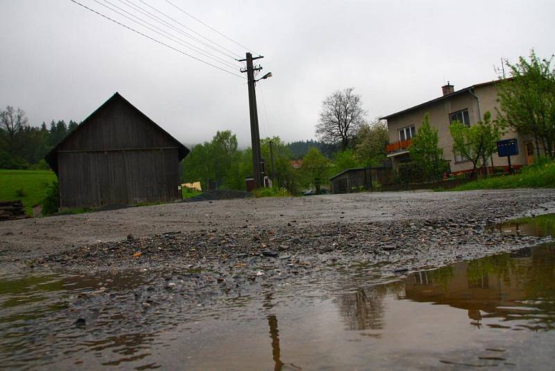 Předpokládané místo výstavby odpadního dvora v Hošťálkové.