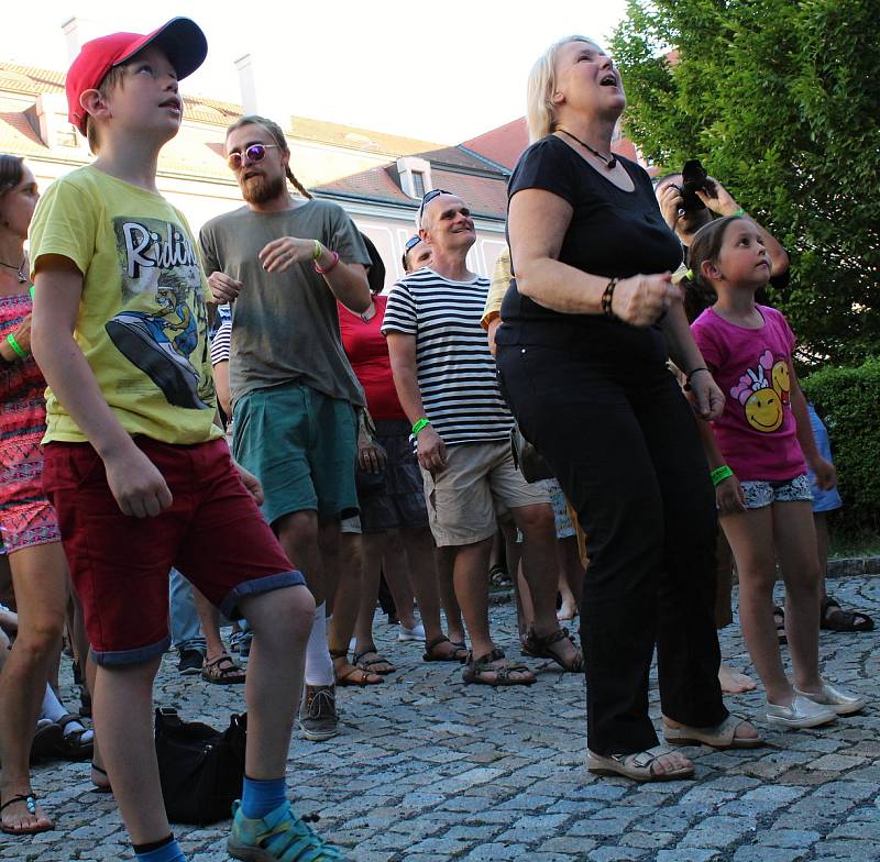 Skončil pětatřicátý ročník Valašského Špalíčku. Během čtyř dnů se na festivalu vystřídalo osmatřicet hudebních uskupení.