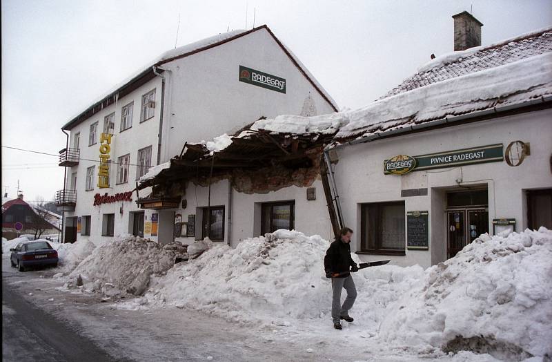 Zima v Rožnově pod Radhoštěm, únor 2006.