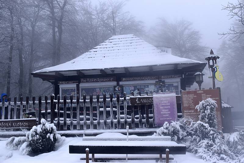 Na Pustevnách a u sochy Radegasta. 27.2. 2021