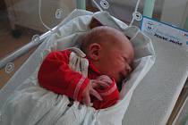 Druhým chlapečkem narozeným ve vsetínské porodnici na Štědrý den je Dominik Hruška. 