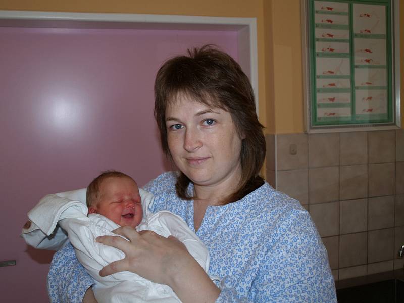 Kateřina Klvánková, Vsetín, dcera Eva Holešová, váha: 2,9 kg, narozena 21. 5. 2008 ve Vsetíně