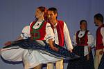 Galaprogramem oslavil v sobotu vsetínský Soubor valašských písní a tanců Jasénka sedmdesáté výročí svého založení.