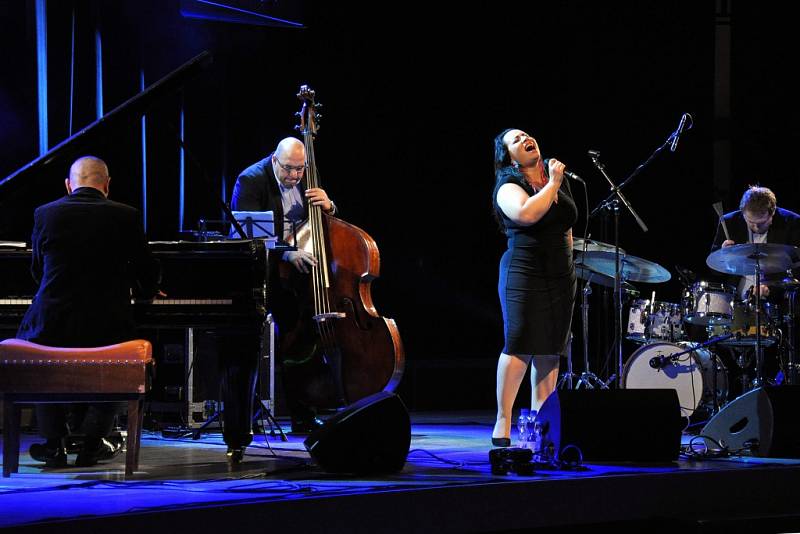 22. ročník Vsetínského jazzového festivalu - vystoupení kapely Peter Lipa Band (SK)