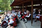 Folklor žije. Vystoupení zahraničních souborů, domácích souborů, malých i velkých tanečníků a zpěváků si milovníci folkloru na letošních Liptálských slavnostech nenechali ujít.