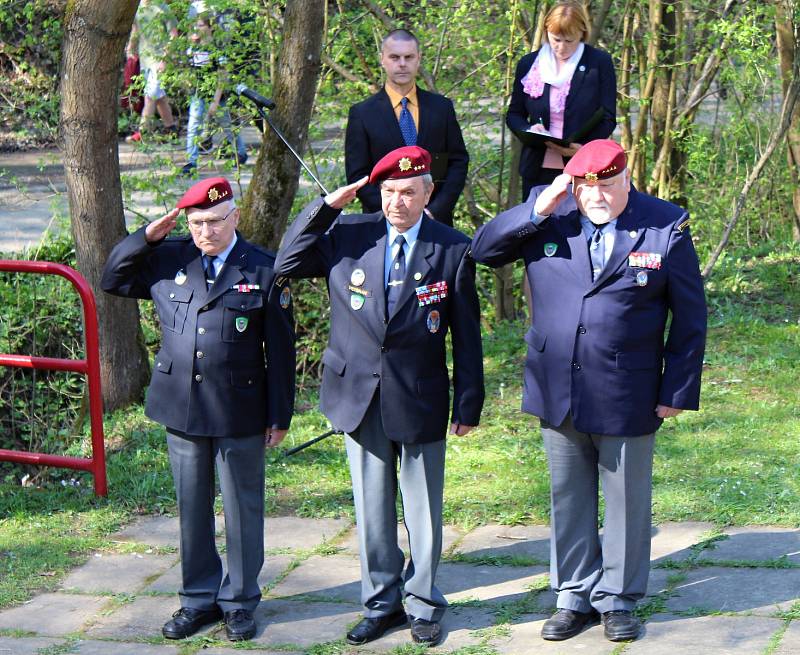 Třiasedmdesáté výročí vypálení Juříčkova mlýna si v sobotu 21. dubna 2018 připomněli v Leskovci. Pietního aktu se zúčastnili také zástupci 7. výsadkového pluku zvláštního určení Holešov.