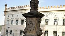 Socha svatého Jana Nepomuckého na Horním náměstí ve Vsetíně z roku 1776 bude kompletně opravena a očištěna.